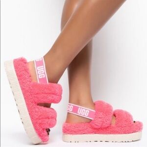UGG Oh flufitta platform sandal size 9 pink
